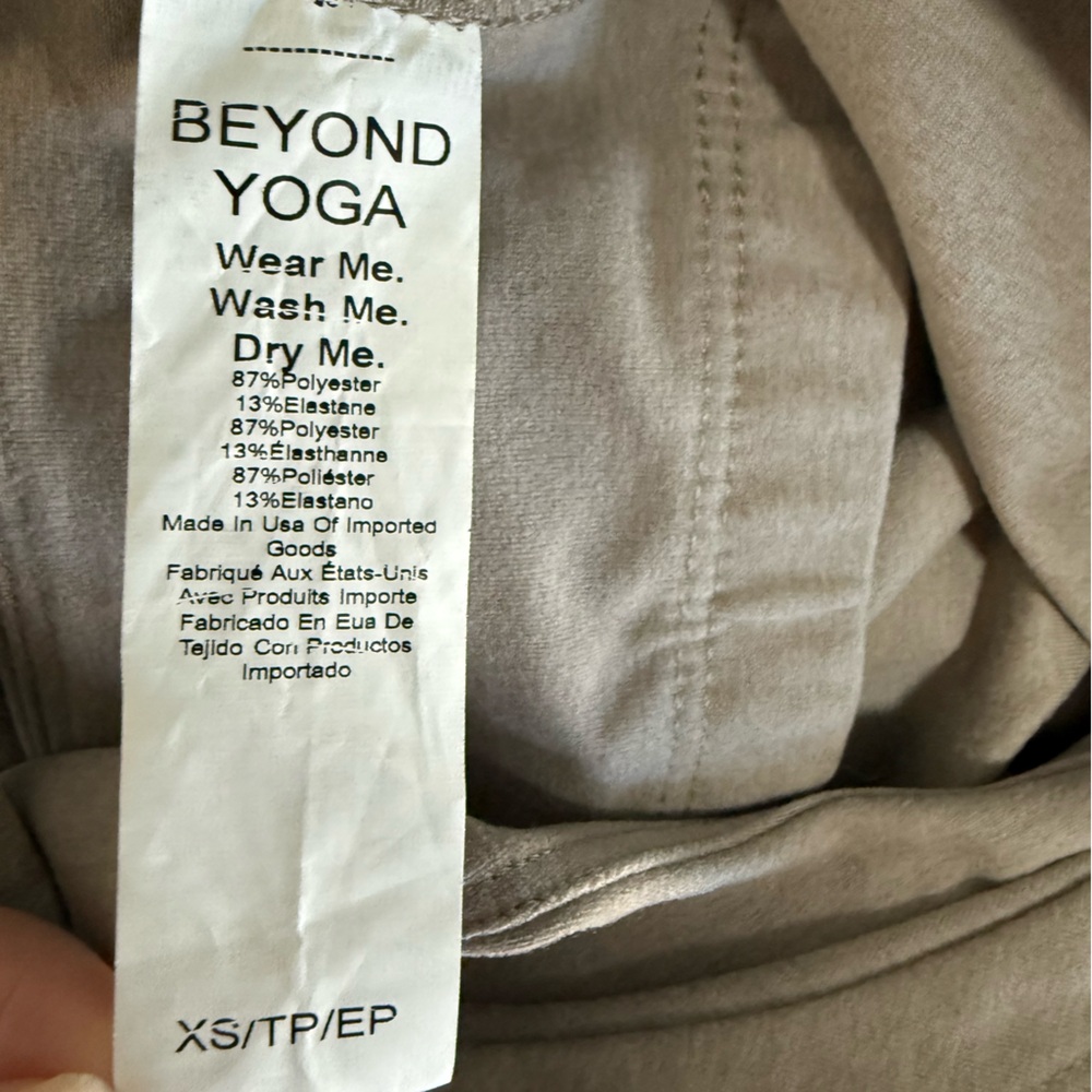 Beyond Yoga Spacedye Refocus Cropped Tank with Shelf Bra Birch Heather Beige XS - Picture 7 of 8